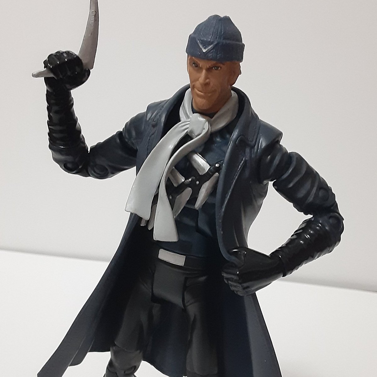  #toytober 10/3DC universe Classics Wave 18 Captain Boomerang (2011)Based off his appearance in the Brightest Day maxi-series, this Flash rogue is a rare occurence in the DC Universe Classics line, having both double-jointed knees and elbows.