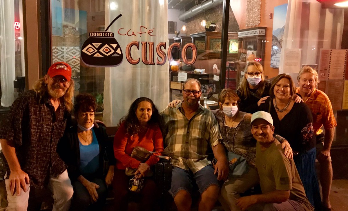 CourtMotor's tweet image. Great group of Route 66er’s - Photographer Efren Lopez and his mom Mena and Nana, Melissa Lea Beasley and Mike Lee of Fast TV and New Mexico Route 66, Barb and George of Gay Parita, and Phyllis and Tim with Rockwood Motor Court. #Route66Life