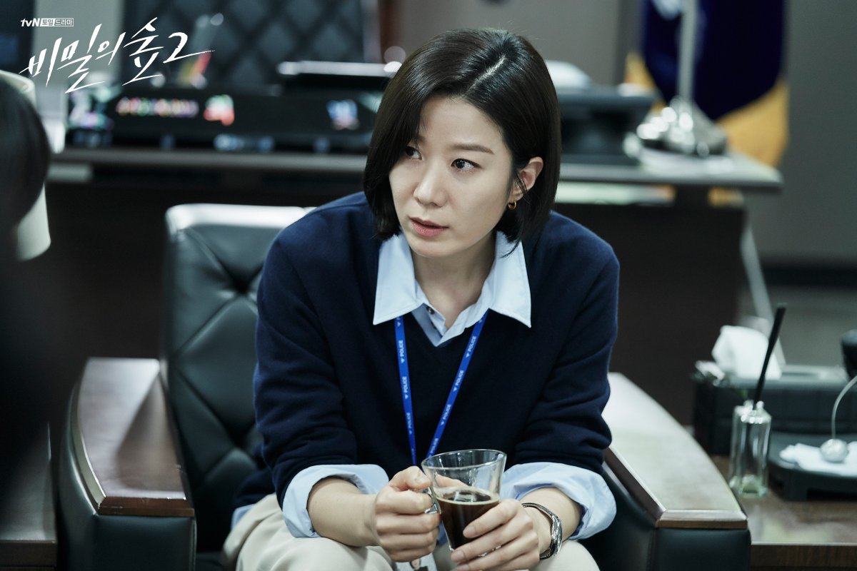 CJnDrama's tweet photo. 8주간의 폭풍 카리스마를 보여준 최빛x우태하x이연재 ✨
⠀
#비밀의숲2 매주 [토일] 밤 9시 tvN 방송
#침묵을원하는자모두가공범이다
#비숲 #tvN #토일드라마 #조승우 #배두나
#전혜진 #최무성 #이준혁 #윤세아 https://t.co/UWFnjAx9Ne