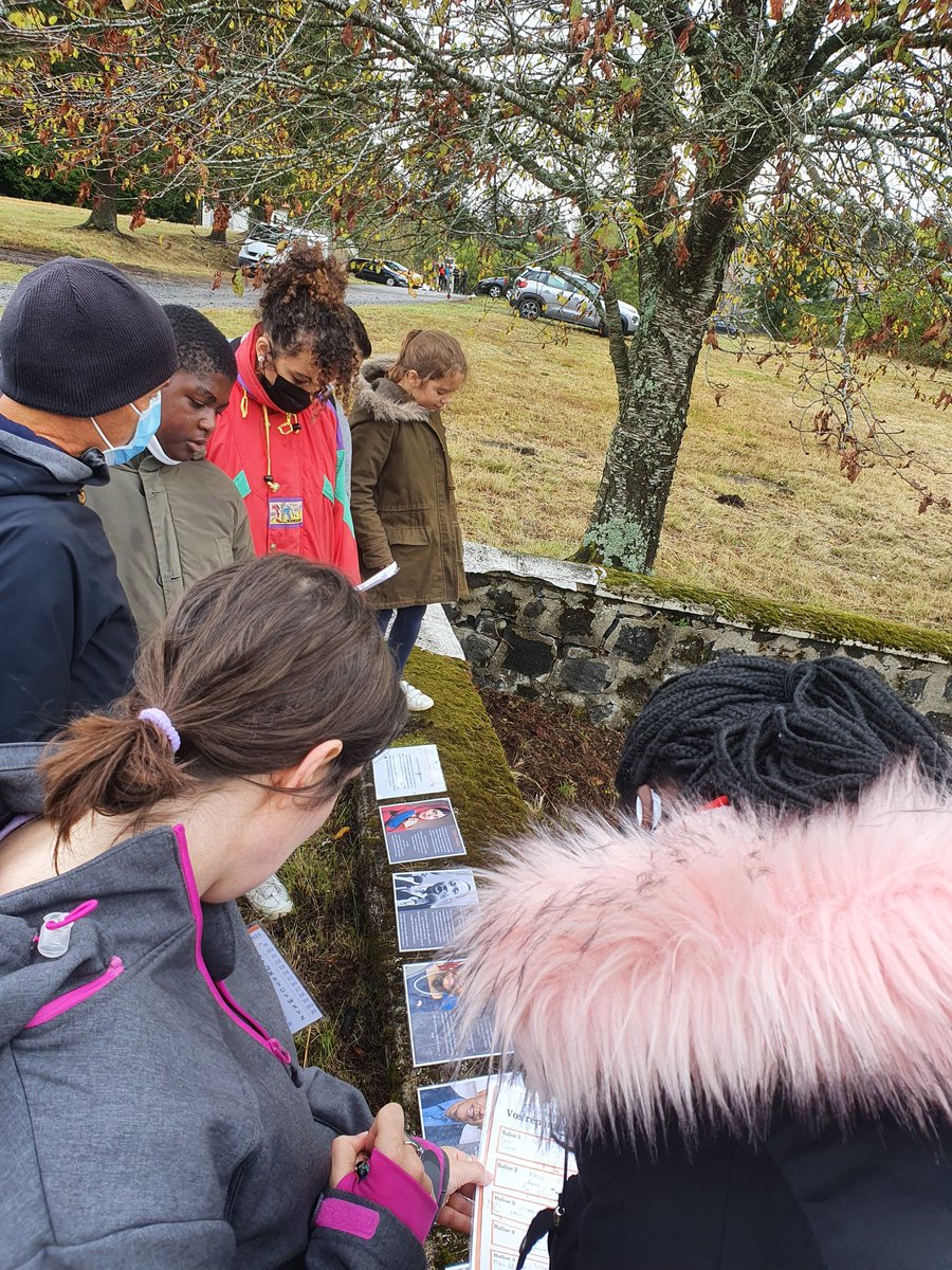 C'est la rentrée pour les #filleuls #tuteursdentreprises et #référentspédagogiques clermontois ! Au programme : course d'orientation, décodage et découverte de personnalités #PrixNobeldelaPaix ! En avant pour une nouvelle année avec l'@Inst_Telemaque  
#égalitédeschances