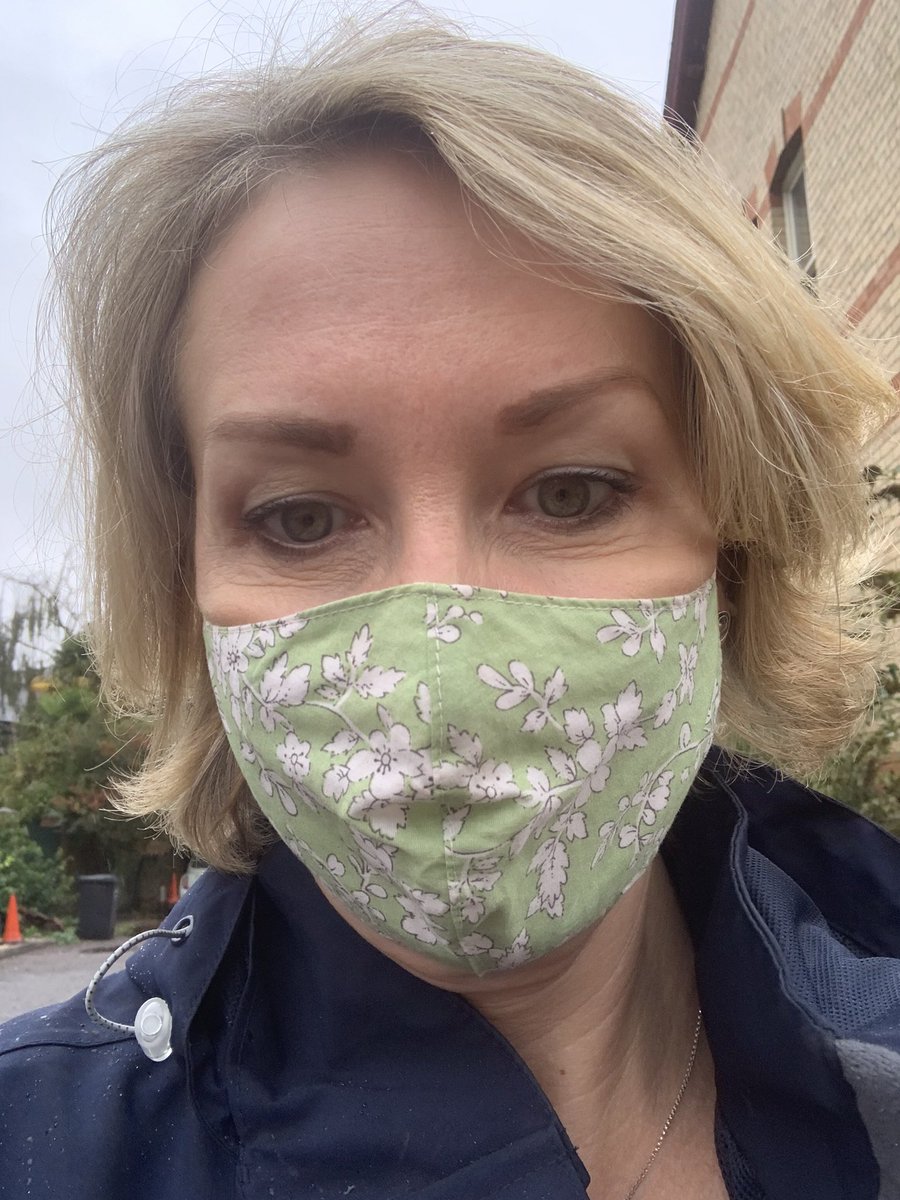 SusanMastersQN's tweet photo. My local GP practice was like a well oiled machine in the pouring rain today - committed GPN teams and GPs there in force to vaccinate those in the community that need it . Thankyou ! #beattheflu #flufighter https://t.co/hnkCXhwQWq