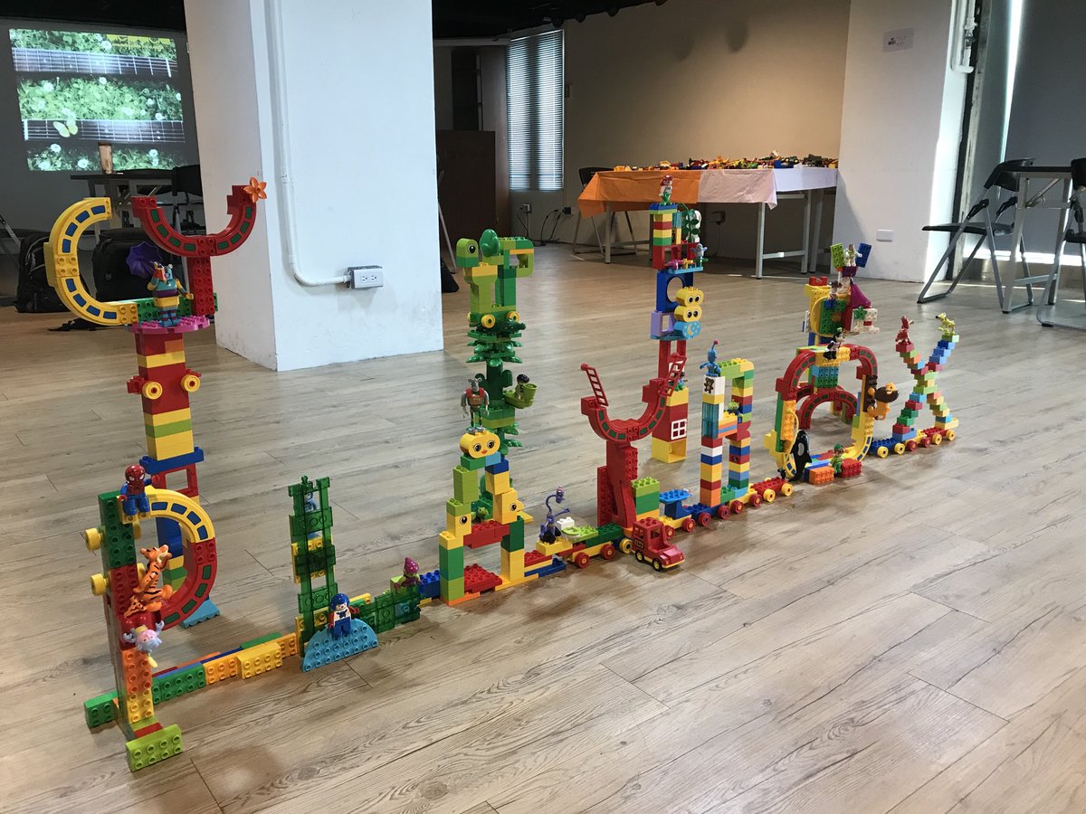 markclin's tweet photo. Spent Four days getting my @LEGO_Group #SixBricks & #legoplaybox Facilitator certification https://t.co/NZG6i9rtut