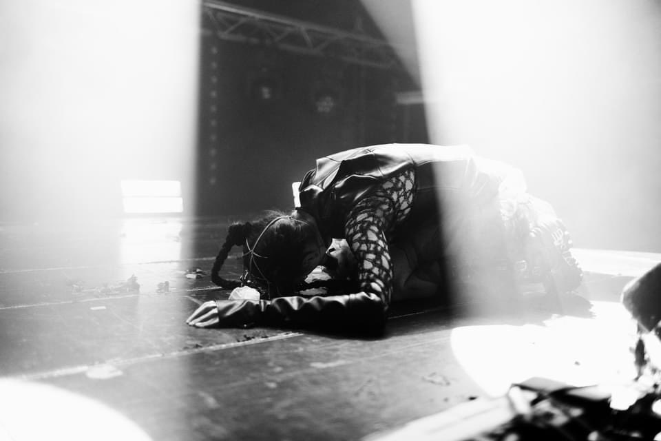 Warsaw tonight! 9pm <a href="/AvantFestival/">Avant Art Festival</a> 
At Komuna Warszawa 🖤🖤🖤
📷 from last week’s performance, by <a href="/SylwiaBukowicka/">Sylwia Bukowicka</a>