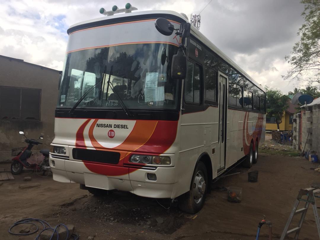 innocentvlrn's tweet photo. Nissan diesel UD, 
Model 1991, 
Cc12,000, 
six cylinder inline,
Gear 8, 
Seat 52.
Price 150m Plus registration
Kindly Rt 🙏🏾🙏🏾
Kaka @bajabiri  chuma hiyo ya tunaanza na Dar -Kilosa @TBoundBuses 
@BIASHARACONNEC2 
#Nipedili https://t.co/xLZzQ4qvZp