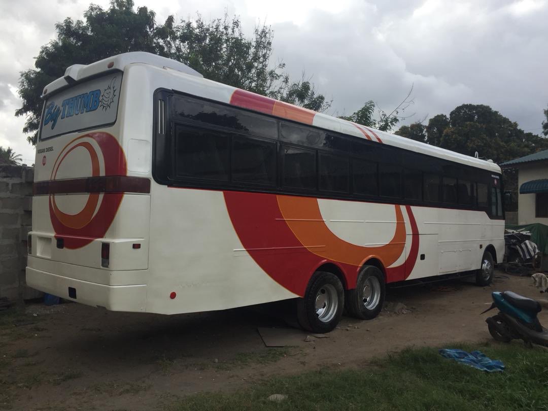 innocentvlrn's tweet photo. Nissan diesel UD, 
Model 1991, 
Cc12,000, 
six cylinder inline,
Gear 8, 
Seat 52.
Price 150m Plus registration
Kindly Rt 🙏🏾🙏🏾
Kaka @bajabiri  chuma hiyo ya tunaanza na Dar -Kilosa @TBoundBuses 
@BIASHARACONNEC2 
#Nipedili https://t.co/xLZzQ4qvZp