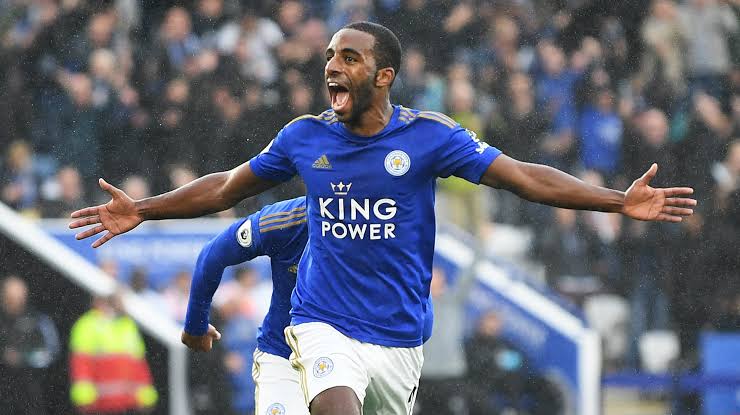 Dengan demikian, hilang nama Willy Bolly, Ezequiel Schelotto, Ricardo Perreira. Eric Dier juga bisa dihapus karena dia warga Inggris. Walau minim jam terbang di tim senior Everton, pasti akan jauh lebih mudah adaptasi. Bukan transisi langsung.   #IMC