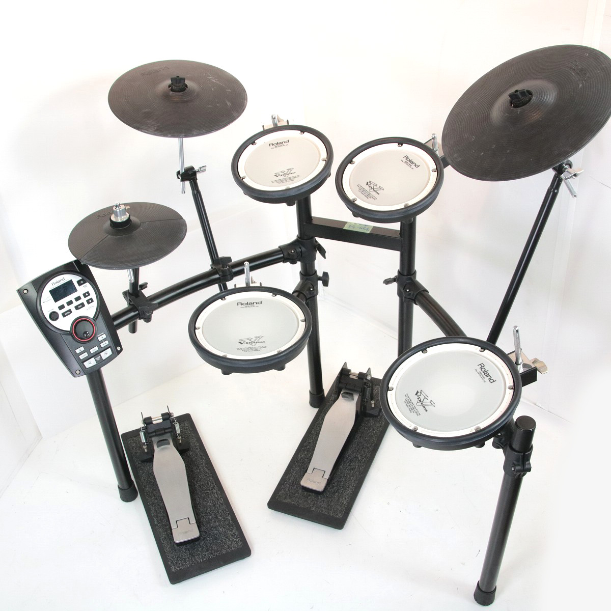 イシバシ楽器 ドラム パーカッション専門店 御茶ノ水ドラム館 中古電子ドラム 10 3の18時現在 8台となっております T Co s1vtnoya 静粛性の高いペダルを採用したtd 11kq Ps 再入荷しました 中古 Roland ローランド Td 11kq Ps 電子