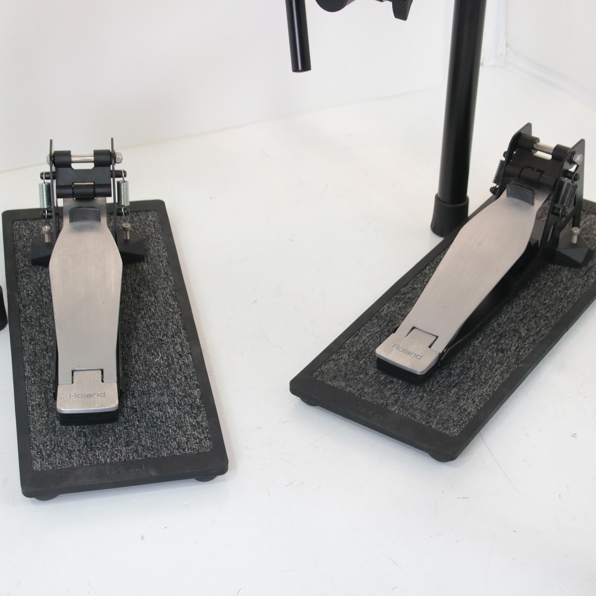 イシバシ楽器 ドラム パーカッション専門店 御茶ノ水ドラム館 中古電子ドラム 10 3の18時現在 8台となっております T Co s1vtnoya 静粛性の高いペダルを採用したtd 11kq Ps 再入荷しました 中古 Roland ローランド Td 11kq Ps 電子