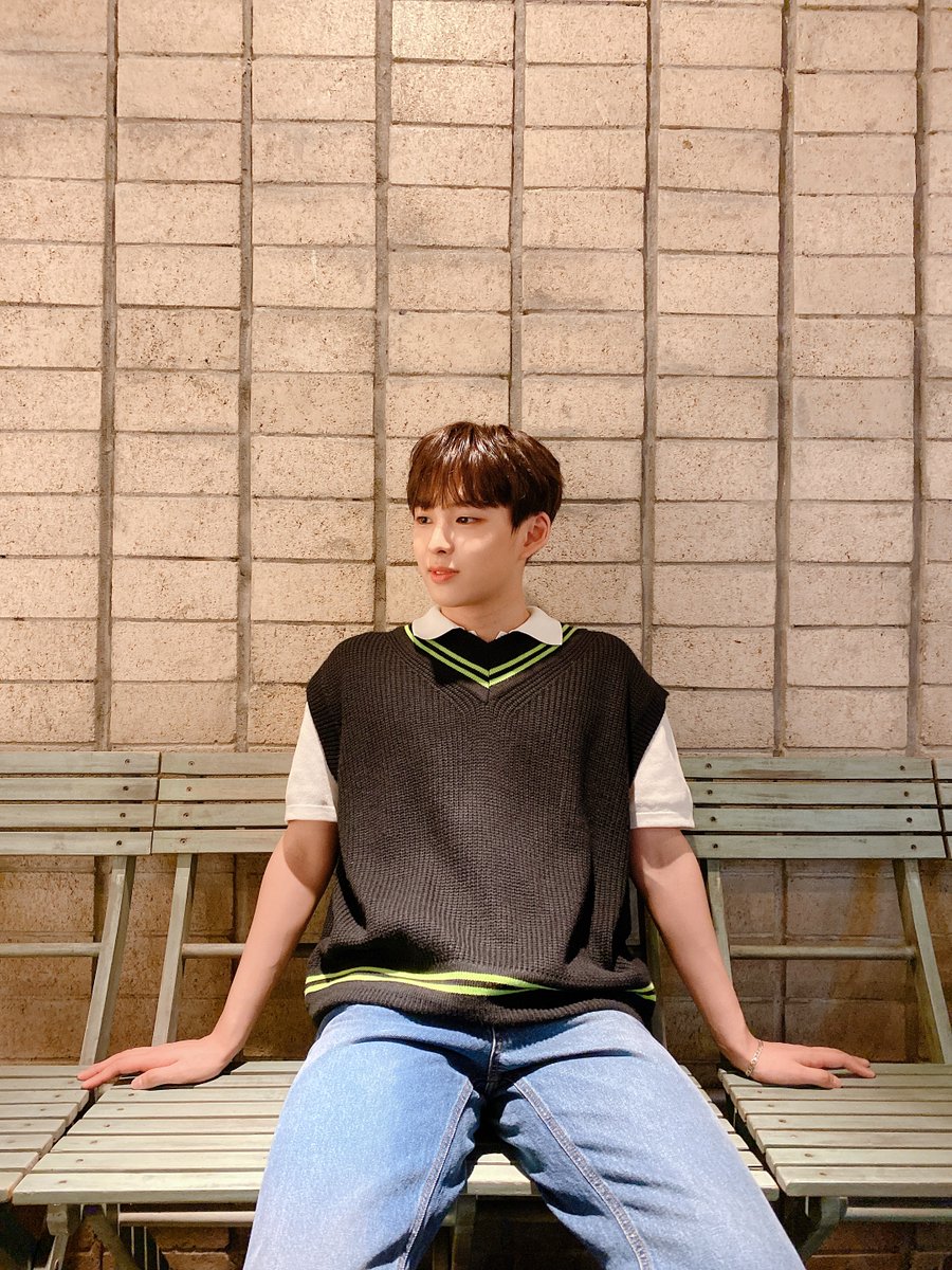 DIA_CRUNCH's tweet photo. [#Dylan]
얼른 보고싶어요오~~🐰🐰💛

#디아나 #디크런치 #딜란 https://t.co/issgPvWukQ