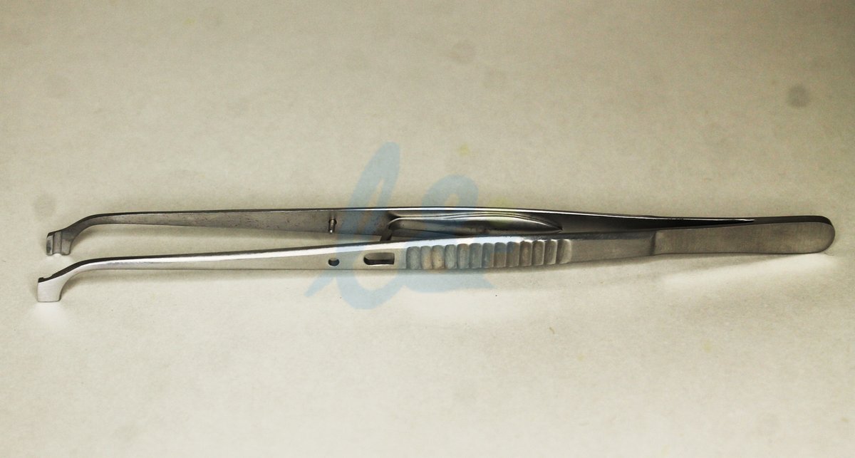 This 6-1/4" tweezer is made of Stainless Steel. It includes a bended tip and is self locking. These are splinter school tweezers that are made in Sialkot, Pakistan.
info@land-int.com
009-3433-109129
land-int.com
#Marketing #businessgrowth #Product