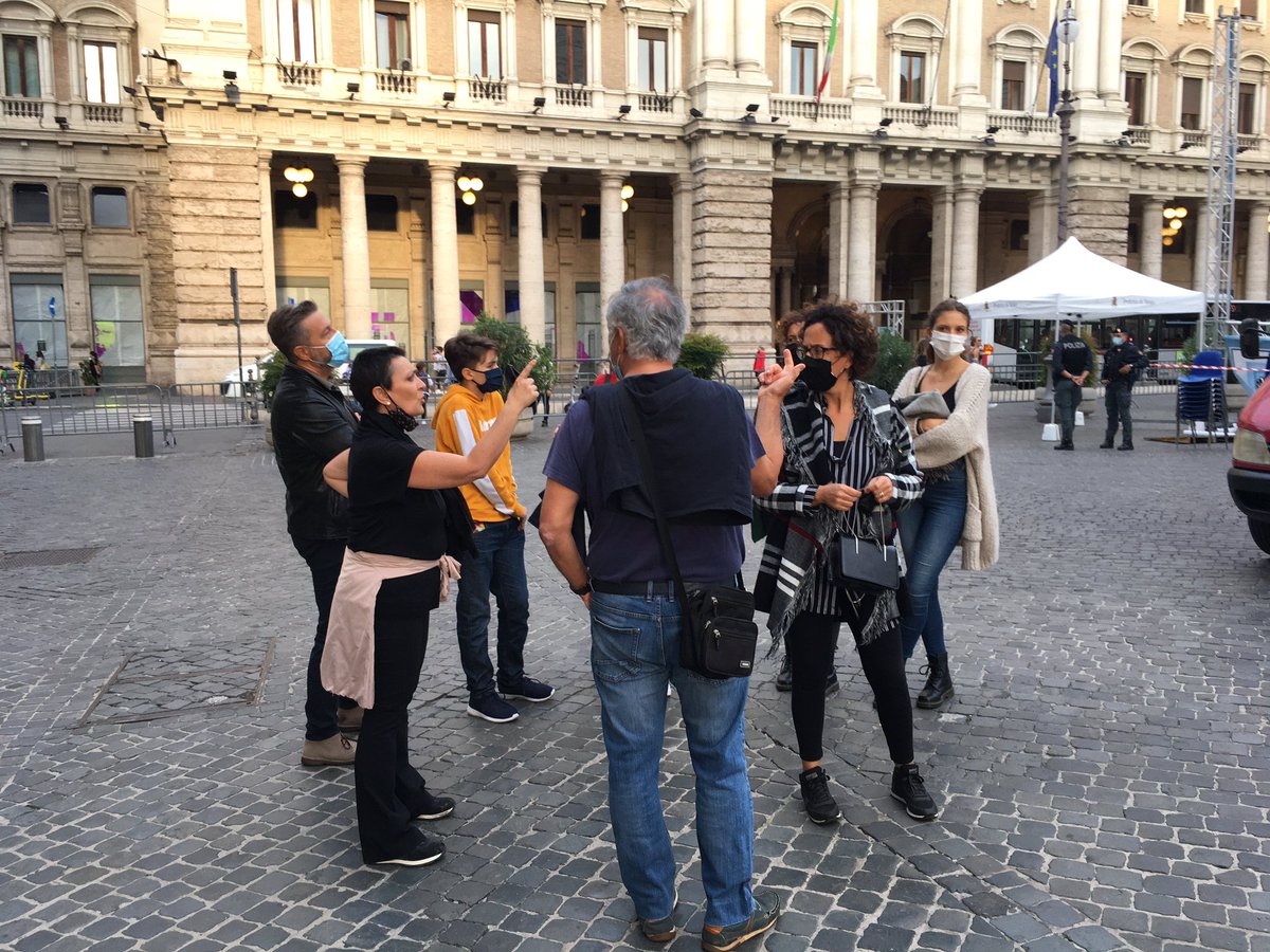 RomaWakeup's tweet photo. Great walking tour yesterday evening.Thanks Monica #runningtours #funrun #runningamsterdam #sightjogging
#instarun #sightrunning #sightjogging #joggingtours #runningguide #runamsterdam #sweatandsightsee #cityrunningtours#spqrun #roma #turismoromaweb #madruntour https://t.co/lWaGXVkBCv