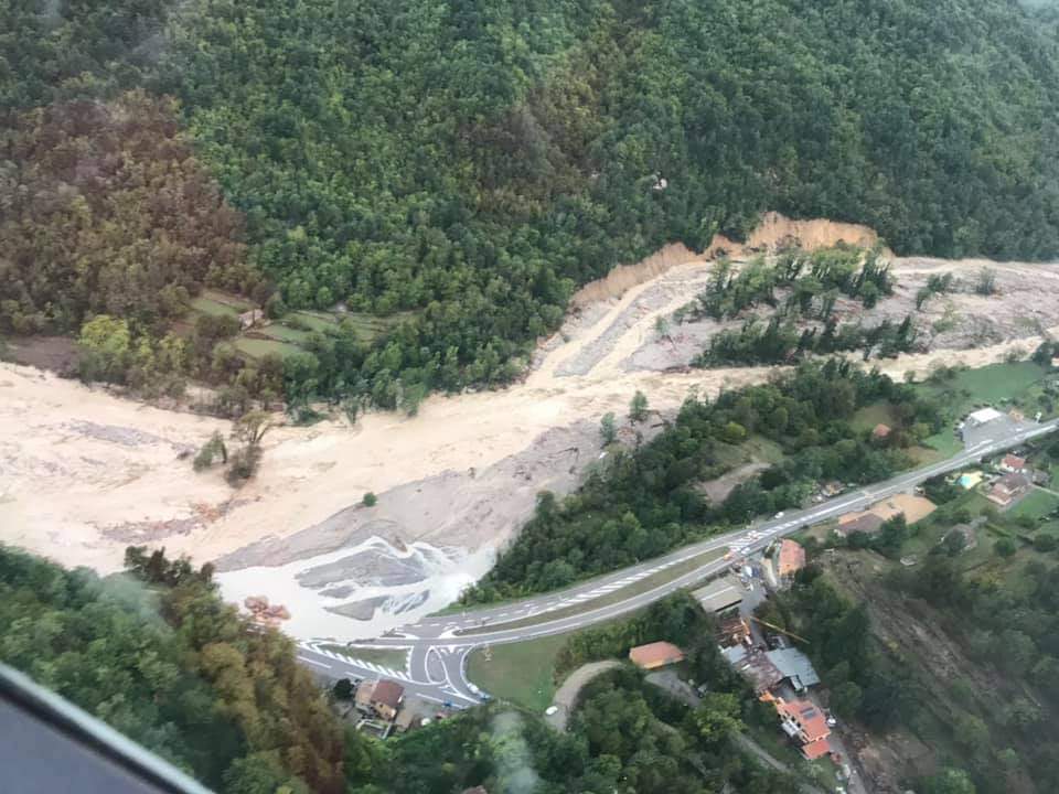 sdis_06's tweet photo. En direct du Dragon 06 reconnaissance du secteur de la Vésubie.
📸 Dragon 06 https://t.co/j1vfE3Rd7r