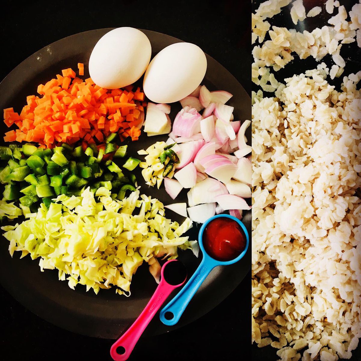 AngelinJemi's tweet photo. Egg fried aval (poha)π€€
#aval #poha #friedrice #eggfriedrice #egg #healthyfood #healthyliving #healthyeating #homemade #homechef #homecooking #fusionfood #foodphotography #LAJKitchen https://t.co/TZI3qEVbaI