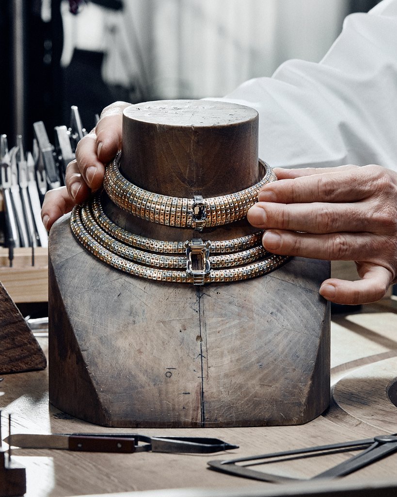 Louis Vuitton on X: Layers of savoir-faire. The impressive Soleils  necklace is a testament to the technical mastery of #LouisVuitton's  artisans, requiring over 1,600 hours to construct. Get a glimpse  behind-the-scenes of