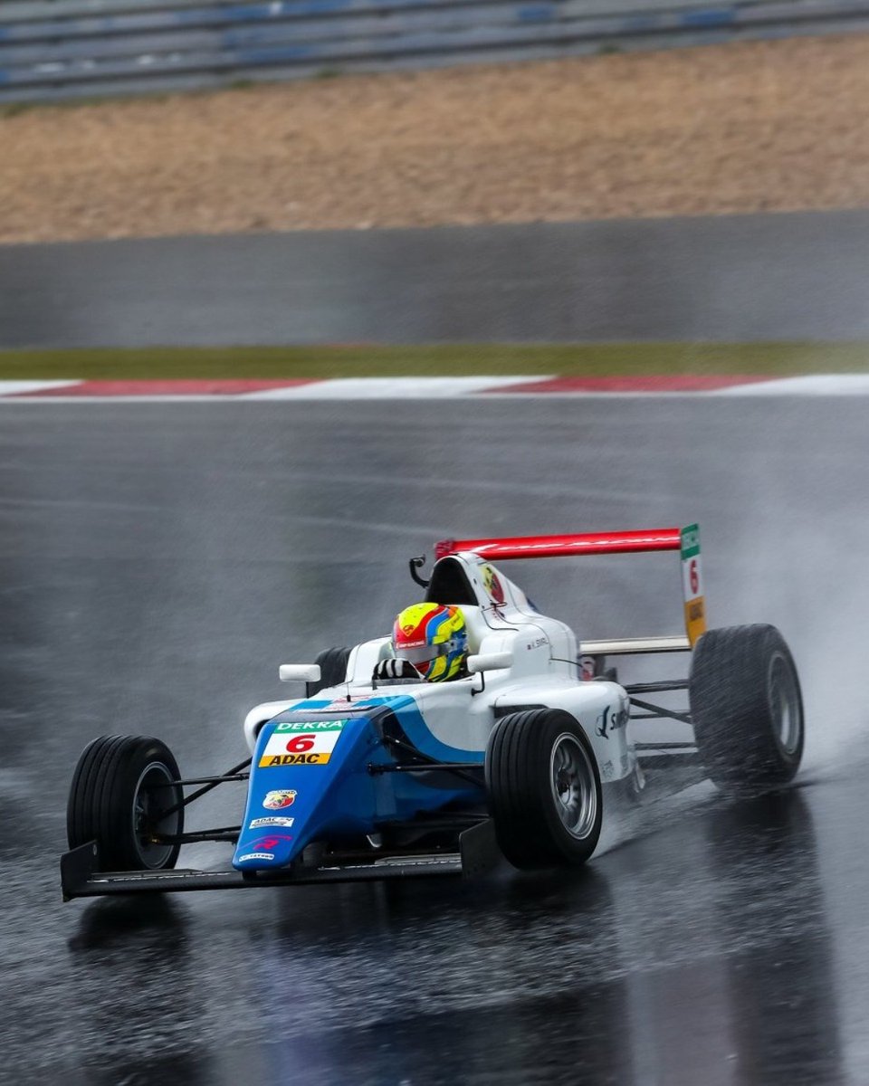 SMP_Racing's tweet photo. Трансляции гоночных сессий в эти выходные доступны по ссылке
—
Live streams of the racing sessions for this weekend are available via the link
➡ https://t.co/GnN255NZyP
#SMPRacing #Formula4 #F4 #SMPRDRC https://t.co/oMthly2JHs