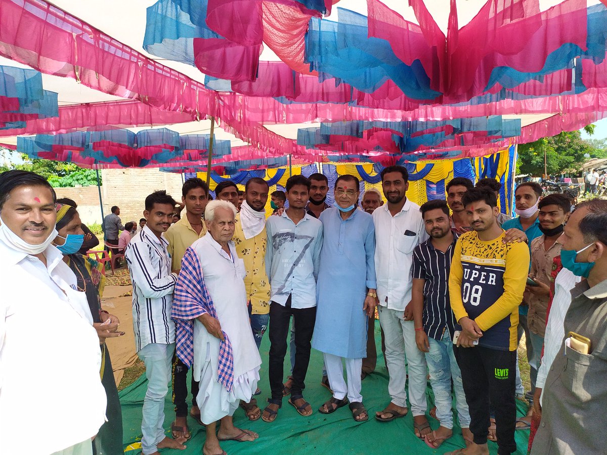 Mohansinhrathva's tweet photo. Youth congress #youth #congress #kadwal https://t.co/JJFzT3Bwz0