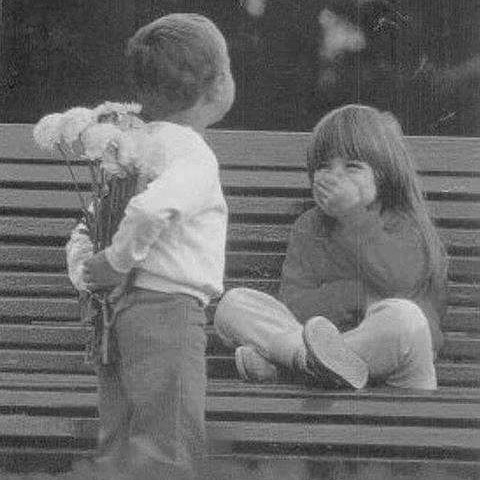 francesco_web's tweet photo. Li chiamano piccoli gesti. Una parola al momento giusto, una carezza, un sorriso, un gesto gentile; ma i gesti discreti e gentili non sono mai piccoli. Sono preziosi e straordinari
(Agostino Degas)
#Buongiorno 
#amore 
#AmoreInfinito 
#Amicizia https://t.co/3Rwd21pwb0