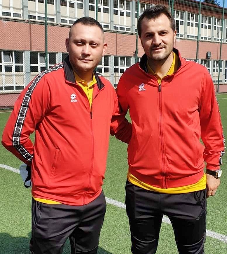 İdmanocağı Futbol Okulu, pandemi süreci sonrasında faaliyetlerine yeni antrenörleriyle başladı.

U8, U9, U10, U11 ve U12 yaş gruplarında çalışmalara başlayan İdmanocağı Futbol Okulu’nda antrenörler İlker Yılmaz ve Levent Canım görev yapacak.
