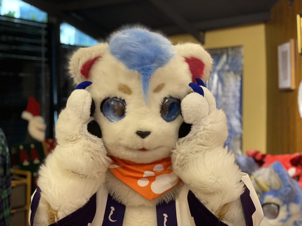 开心<a href="/PolarBear_0m/">沉默的白熊</a>