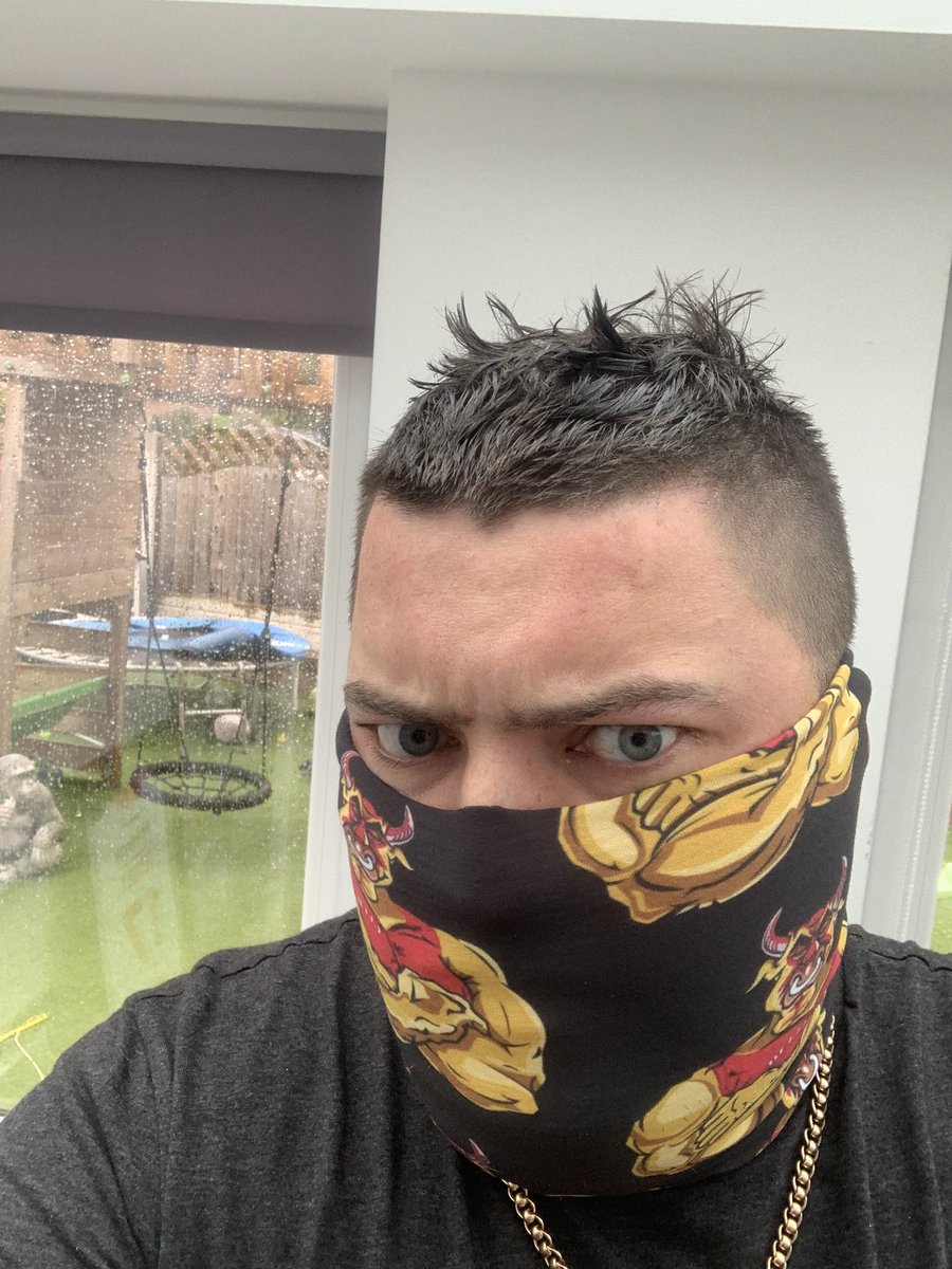 Michael Smith (@bullyboy180) on Twitter photo New neck warmers/ mask excuse the hair I just took my hat off lol New neck warmers/ mask excuse the hair I just took my hat off lol