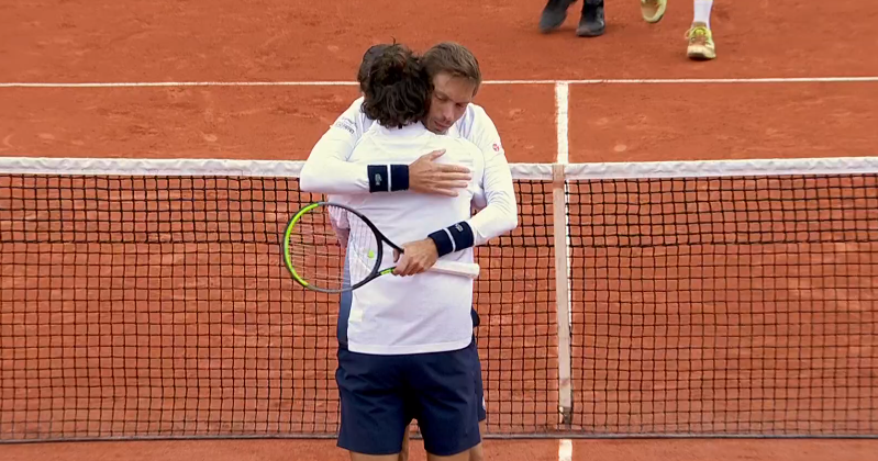 josemorgado's tweet image. Herbert/Mahut survive Pospisil/Sock, who had a MP.