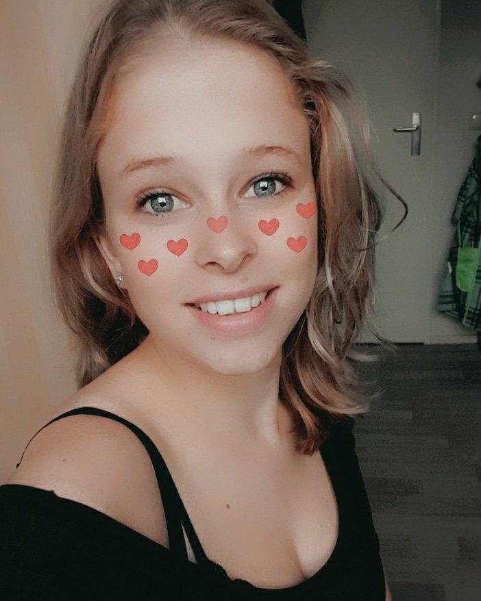 EjZwut5XgAYE6Ml?format=jpg&name=900x900