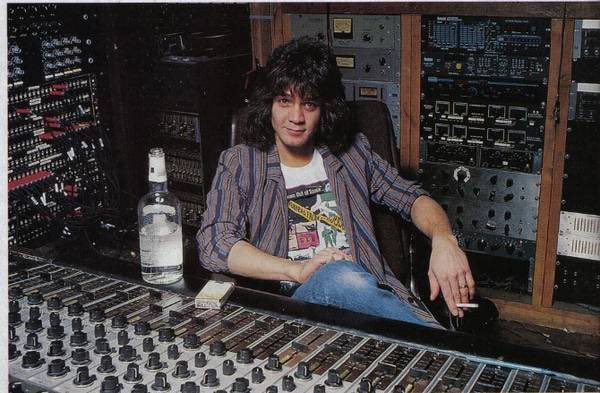 Le Jour J Eddie débarque dans leur studio. Il doit enregistrer dans le studio B, MJ est dans le Studio A avec Spielberg et fait des voix pour un side-project de E.T (la vie quoi).Eddie écoute le son et dit "je peux pas faire de solo sur cette partie..elle est pas géniale"