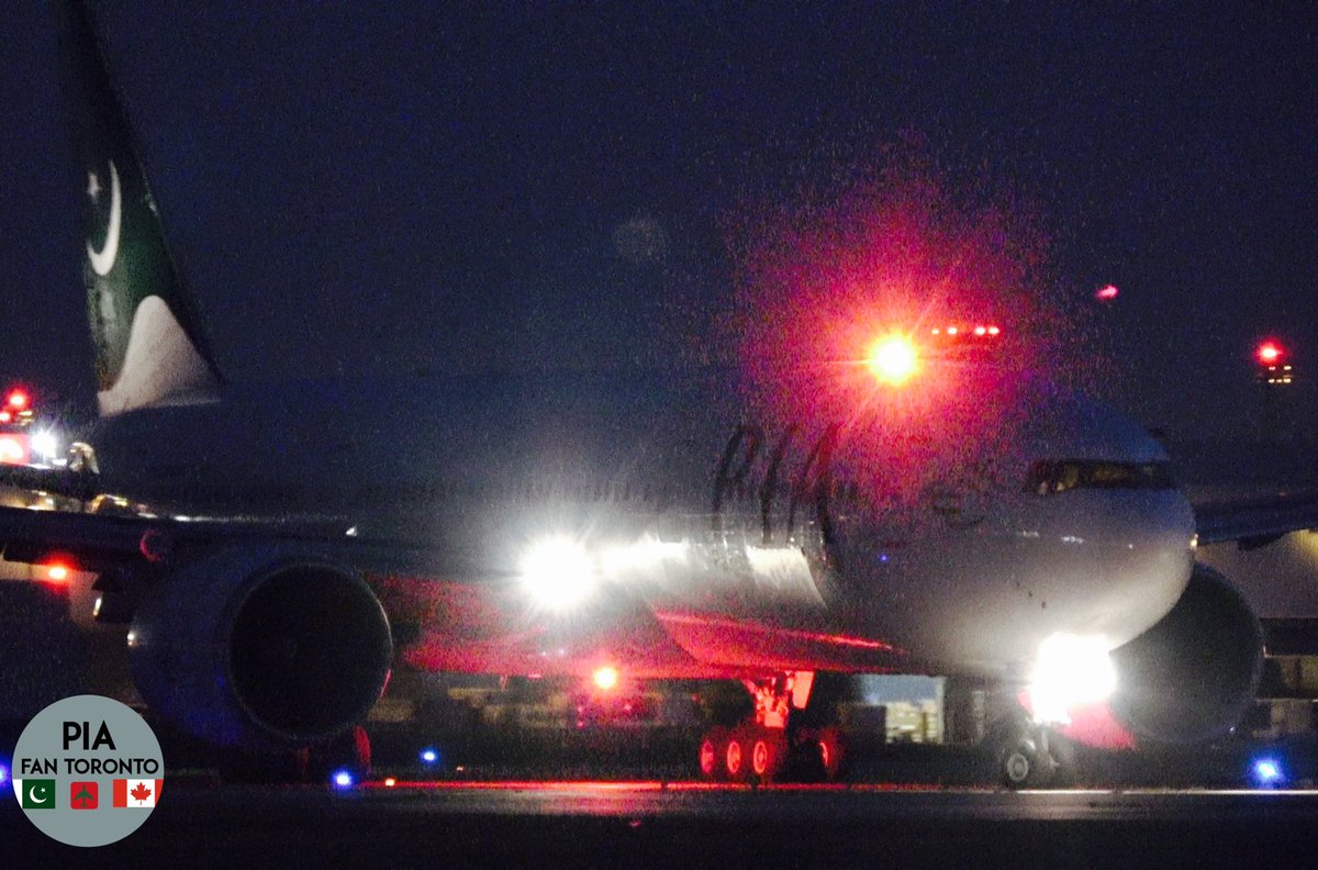 BiggestPia's tweet photo. PIA FLIGHT!
Here Is A @Official_PIA Boeing 777-240(LR), AP-BGZ With The @KarachiKingsARY Logo Departing @TorontoPearson To Lahore As Flight PK798 Yesterday.
———————————————-
#pia #pakistaninternationalairline #pialahore #piatoronto #torontopearson #APBGZ #karachikings #PK798 https://t.co/YuBsdlm5RJ