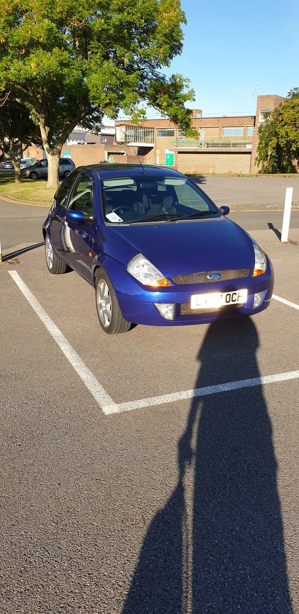 bobbykingstone's tweet photo. @ThePollitt Use this as my daily and it always puts a smile on my face. Its a gocart with a roof!!!! https://t.co/B3A0I44llr
