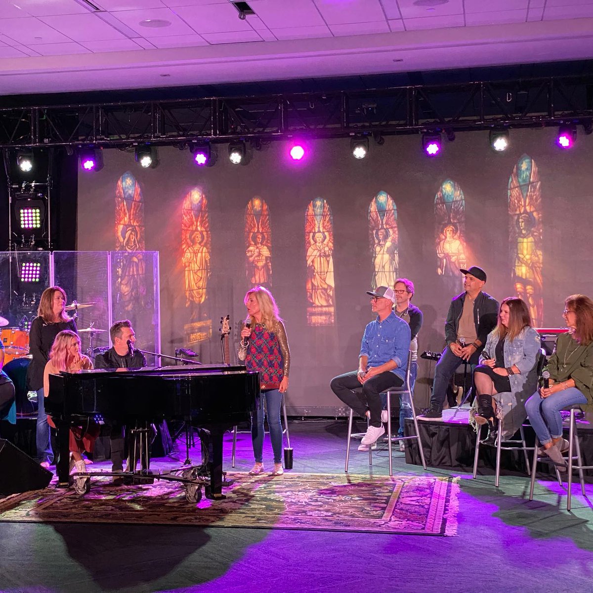 LifewayWomen's tweet photo. We had a great day with everyone who joined us for the Living Proof Simulcast!

Tell us, what was your favorite quote from #LProof20?

If you missed the live simulcast you still have time to watch all the content until December 10, visit https://t.co/RTmoPjQpWg for details. https://t.co/08NtMS7I4E