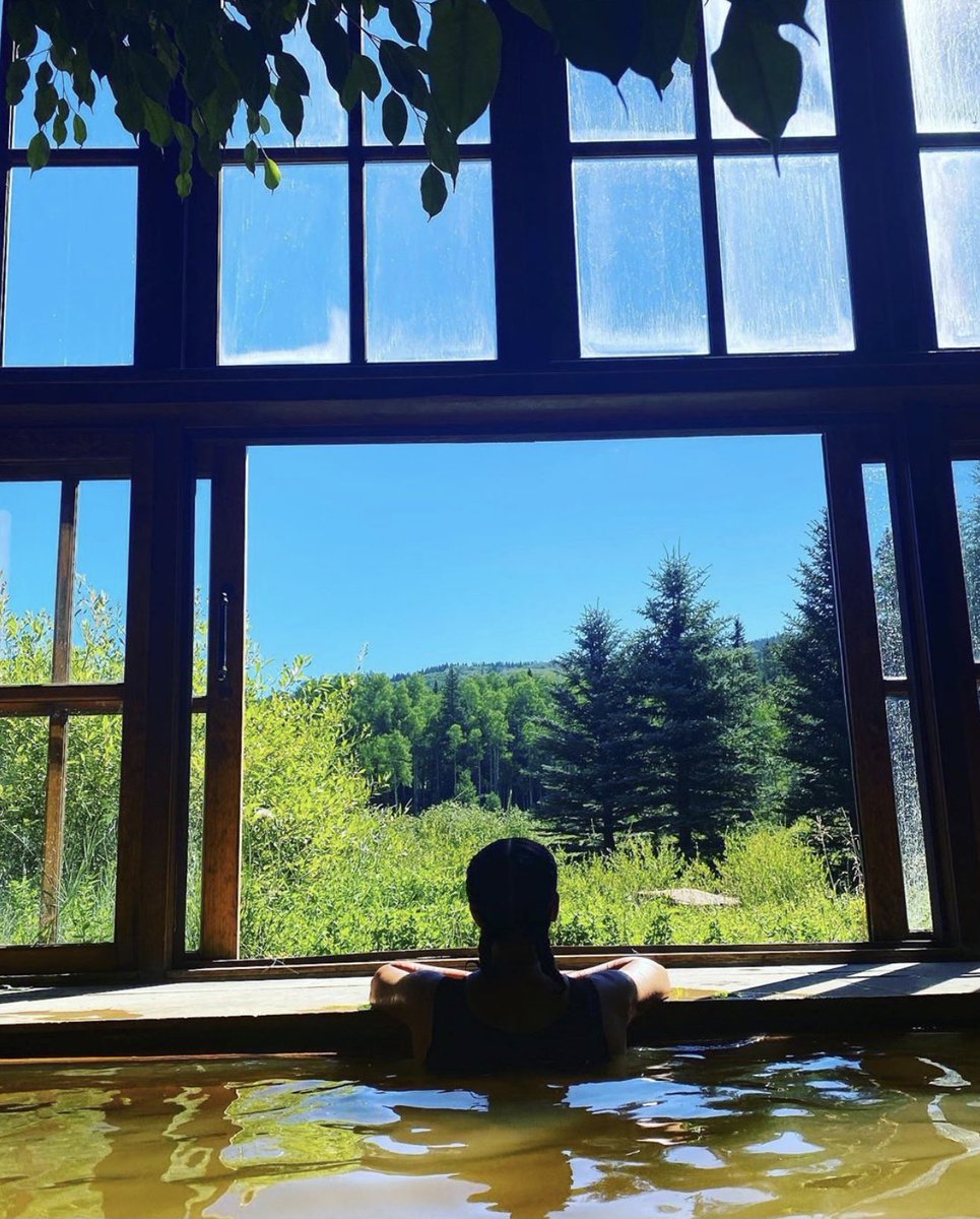 KimKardashian's tweet photo. Colorado Adventures ⛰🚲 https://t.co/UrnERLxmVN