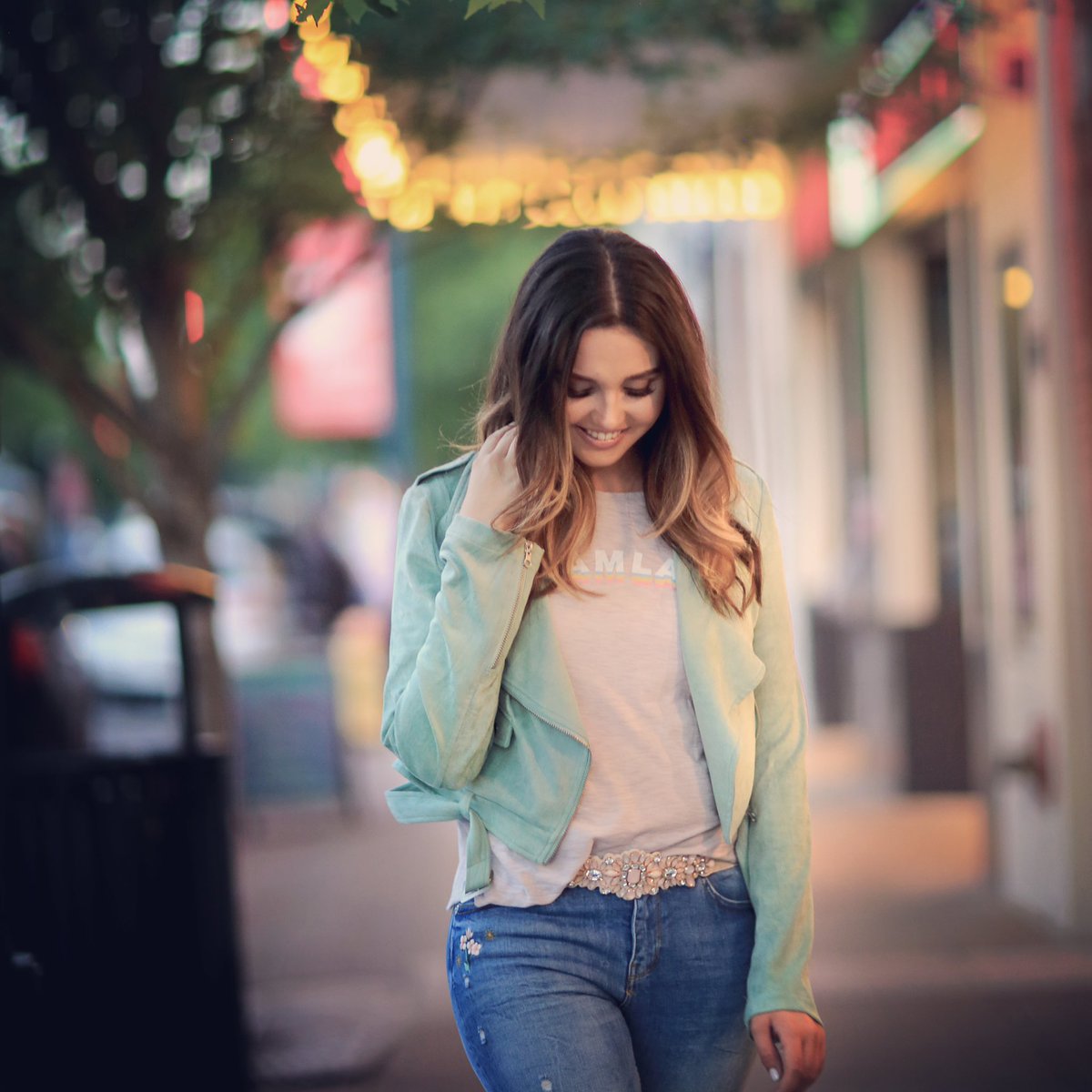 NASHVILLE. I am so excited to play my first in-person round since this spring (and yes, it will be a safe venue!) at <a href="/BelcourtTaps/">Belcourt Taps</a>, this Tuesday 10/13, 7:00pm.
I’m so excited to play the new music I’ve been working on and I hope you can come hang out with us!