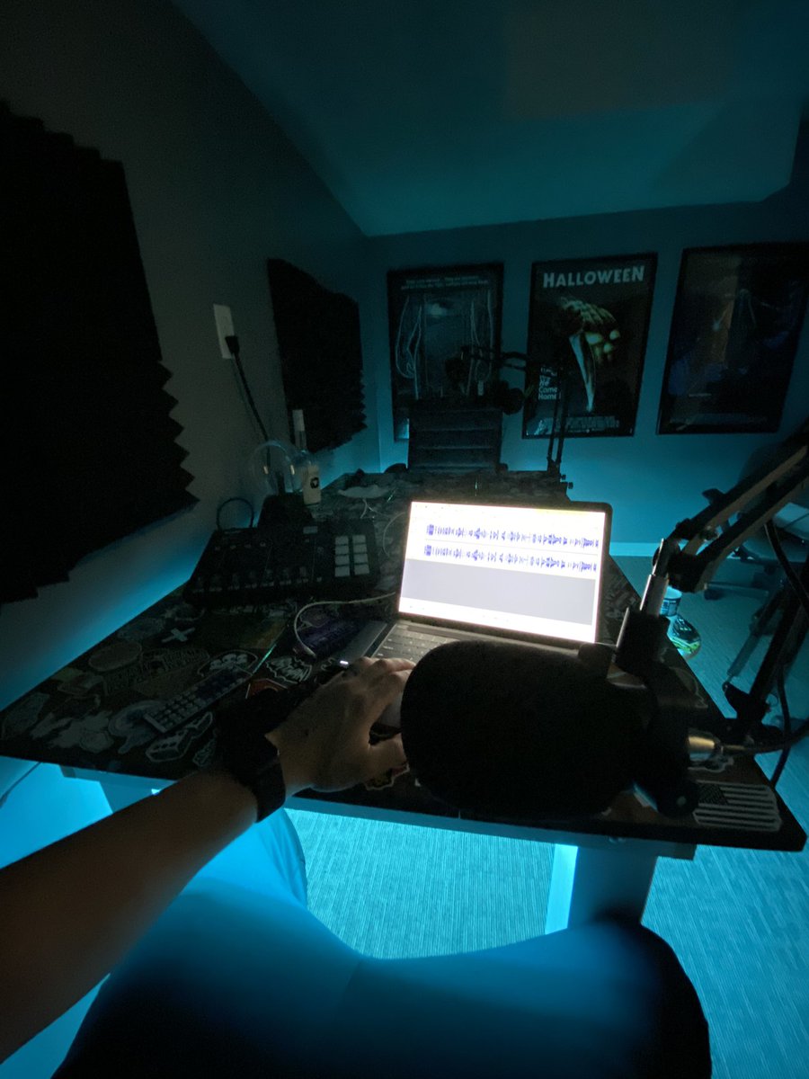 UnloadW's tweet photo. You guys want a long one? This is the longest episode of the show’s history. #long #new #episode #podcast #pod @unloadtheweek https://t.co/TvMKGVR1TH