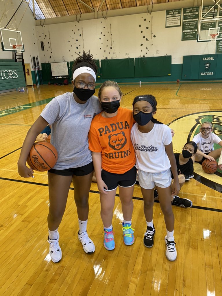 GatorsLaurel's tweet photo. Day #2 of Youth Skills camp was great. The first and second week contest winners... Jazmin, Sheridan, and Jordyn!! #BuildAProgram https://t.co/VmewgzRjsb