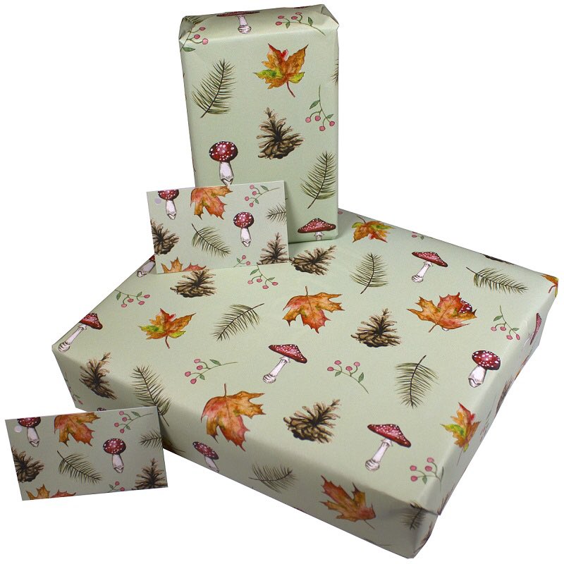 Rewrappeduk's tweet photo. Very Excited to share some of our 2020 Christmas Range #eco #recycle #recycling #ecofriendly #wrappingpaper #giftwrap #gifts #christmas #xmas #presents https://t.co/lnefpoXplI