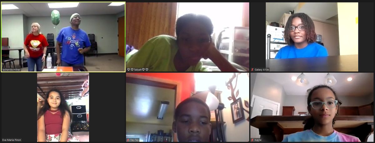 Mrs. LaShanda welcomes some of our first 10-12 year-old campers to Crossroads Kids Grief Camp this morning! We're learning what grief is, how it makes us feel, and how to start healing after the death of a loved one. #CrossroadsKids #grief #bereavement #griefrecovery #griefcamp