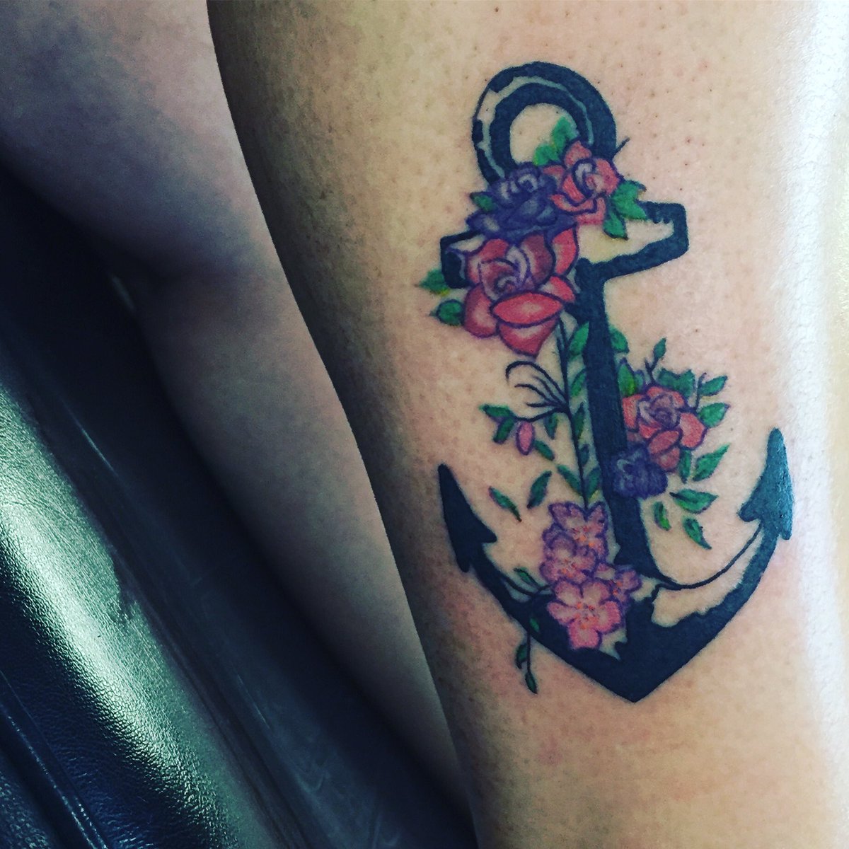 Sacred Heart Tattoo tweet media