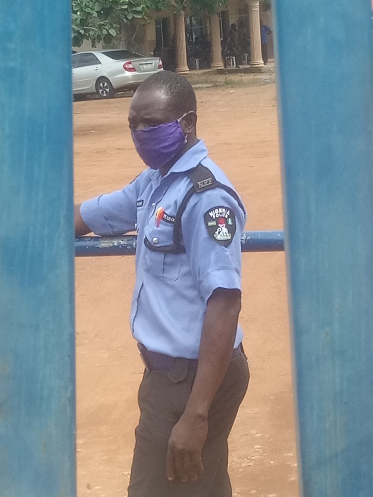 AgboehikeG's tweet photo. @seyimakinde This was the man who shot Jumoh isiaq dead,, 

Do something about this sir @seyimakinde, not just paying visits,incase you see this RETWEET AGGRESSIVELY,, https://t.co/REZzB1jymD