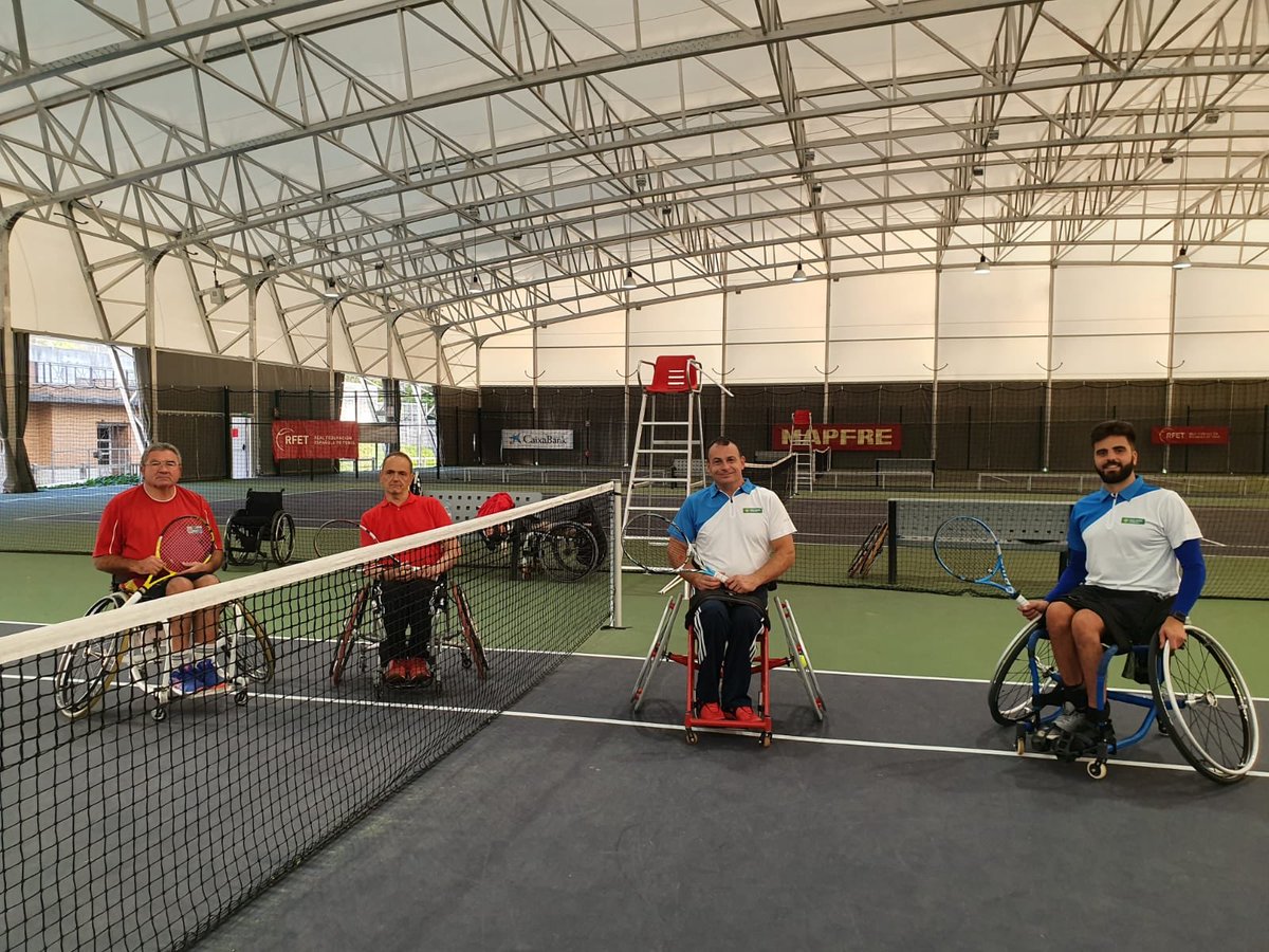 FEDEMAsturias's tweet photo. Asturias finaliza séptima tras derrotar a Aragón.
@Jesustomedhi se impuso a Juan Cerveró, y @josealbertofede no pudo con Carlos Pina en el duelo de números uno. En el doble Novo y Álvarez se llevaron el partido en dos sets frente a Pina y Cerveró. @CRASTURIAS #Poliortos #Derlux https://t.co/bURU9XIKWY