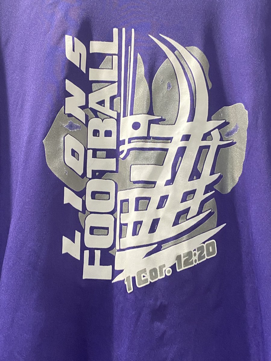 RRainwater1037's tweet photo. How about those Hamburg Lions! Thank you Hamburg for the T-shirt for my Sonic Blast Quilt! Coaches I want your program FB T-shirt for my Sonic Blast Quilt. Please mail to 2400 Cottondale Lane, Little Rock, Arkansas 72202. ⁦@cecilraycossey⁩ https://t.co/ajJFi1jrsJ