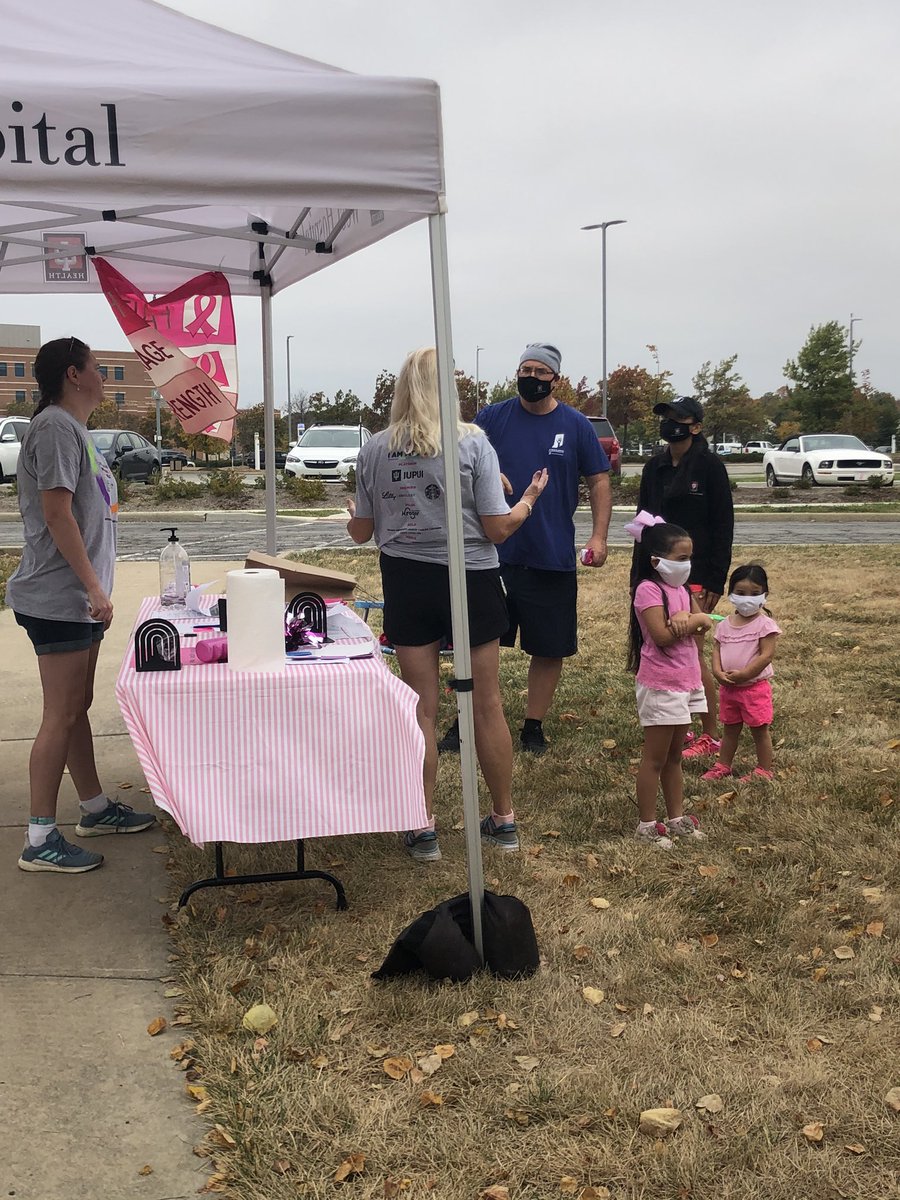 dianekhorner's tweet photo. @KomenCentralIN #walkwhereyouare Team IU Health West https://t.co/hPps7cQpbV