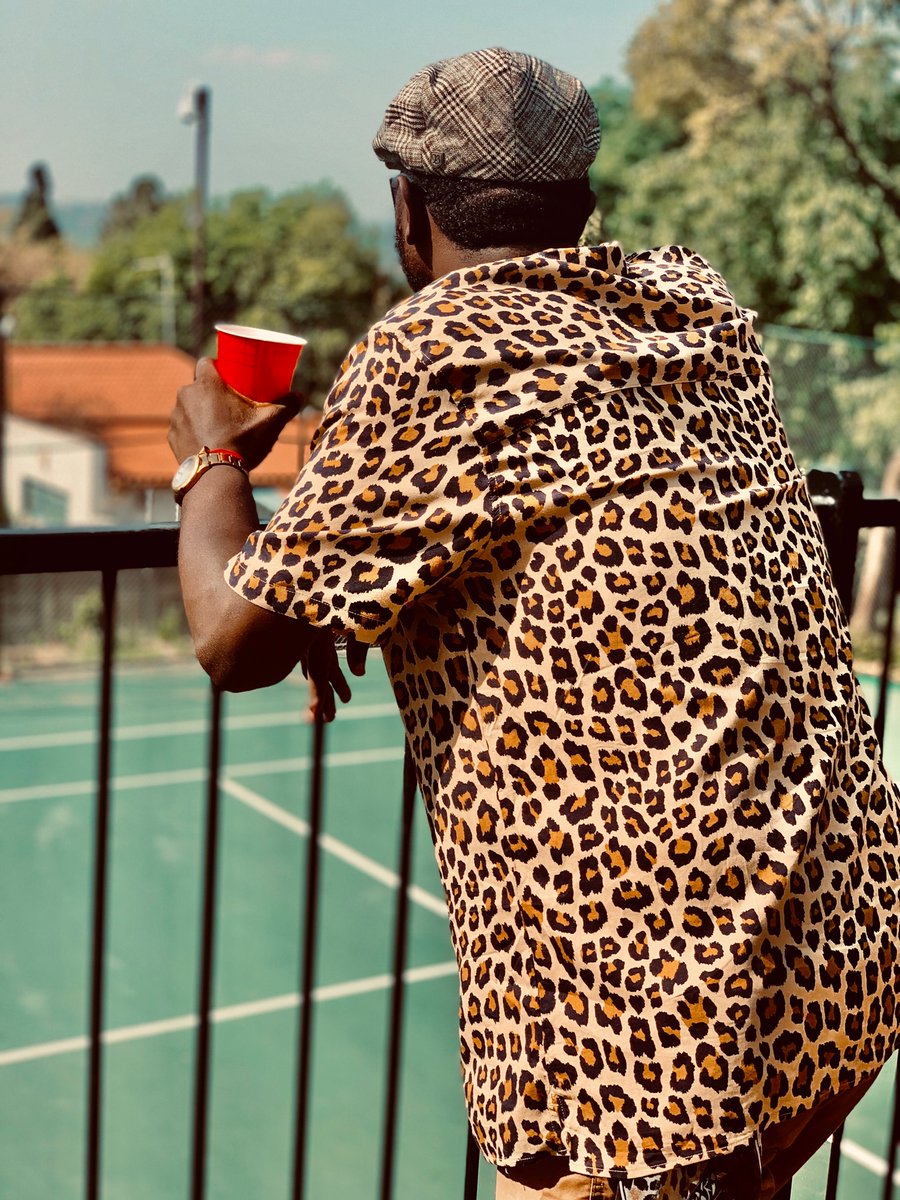 rabbyeleka01's tweet photo. 🤴🦅Balingi ba yéba pourquoi bana 🇨🇩toujours frais (fresh) 💥

#kinshasa🇨🇩 #congolaise #Johannesburg  @hmsouthafrica  #warriors #Diaspora  #FridayMood  #fashionstyle https://t.co/7WgsYWgkCd