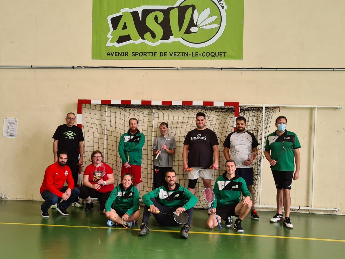 vezinbad's tweet photo. Bonne séance mensuelle de Bad Partagé avec les sportifs de l'ASCAR @FFSASportAdapte. De bons échanges et un bon moment partagé autour du badminton. Vivement la prochaine le 21 novembre 
#vezinlecoquet #rennes https://t.co/XmrHQD4ROl