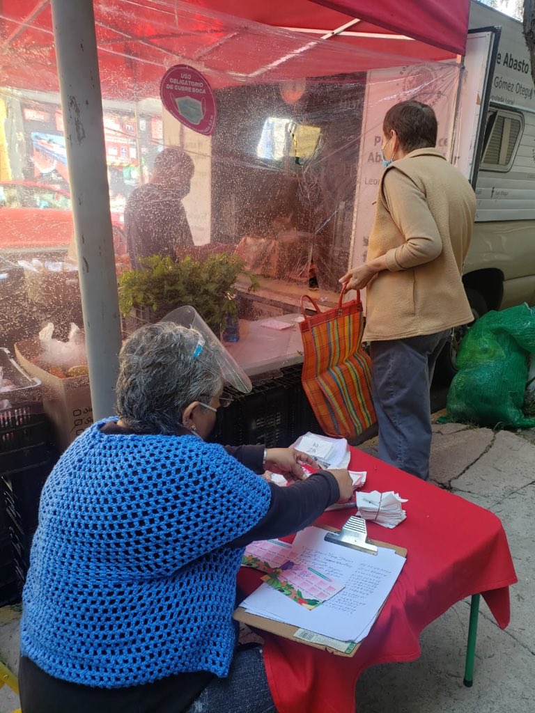 LeonorOtegui's tweet photo. Así luce nuestro #camioncito en Dr. García Diego esquina con Eje Central, en la Colonia Doctores. ¿Nos regalas una visita?
#programadeabastopopular https://t.co/60TdOvXGxE