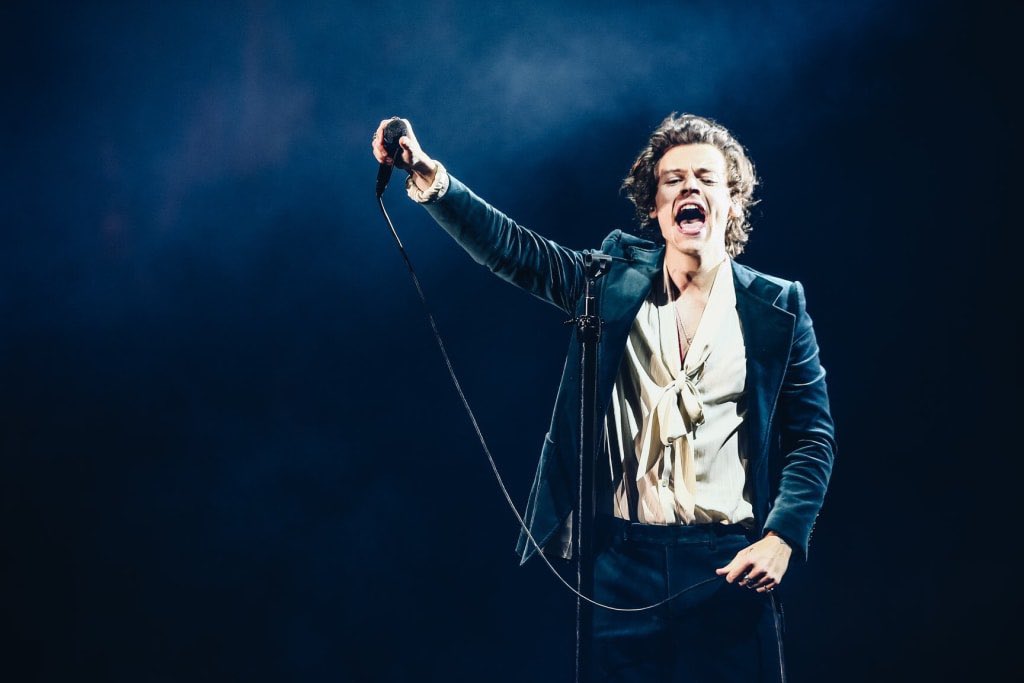 want me to take you home? click the door                     _________|          ||          ||          || o        ||          ||          ||_________|