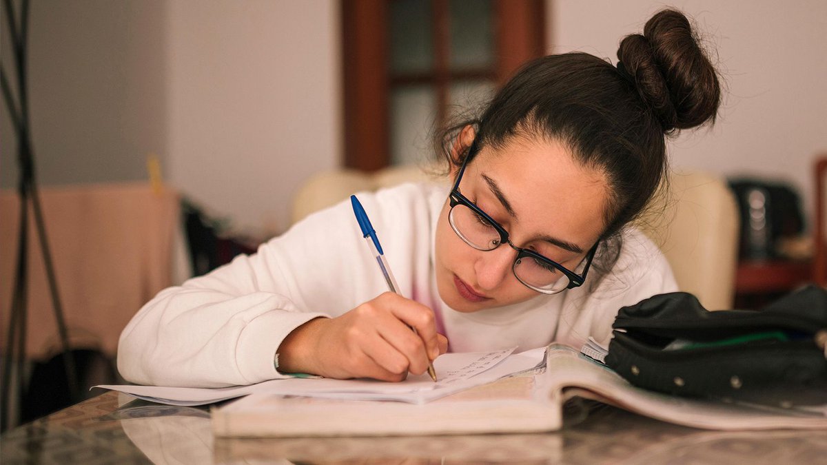 EgitimPedia's tweet photo. Uzaktan Eğitimde Başarılı Ödev Vermenin 5 Yolu https://t.co/rCzgf8ctL2 https://t.co/vjLon7Fqub
