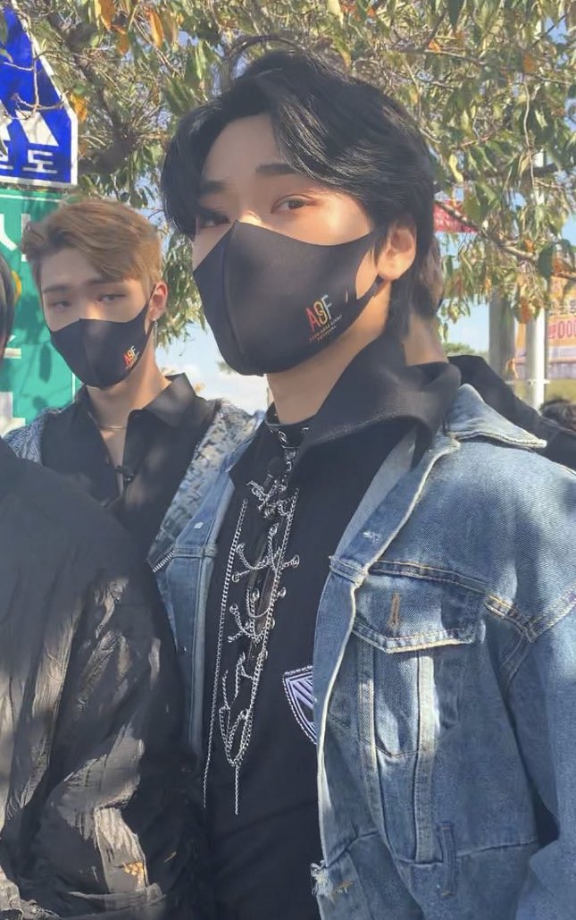 unwhitewashed san ; a thread