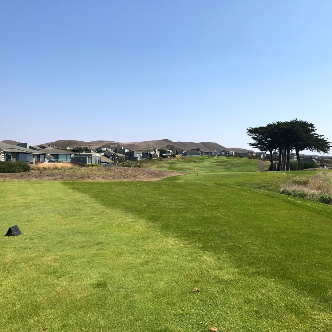 BodegaGolf's tweet photo. Hole #2, here's a great opportunity to make birdie or secure par on this short par 4 before going on to stern test 3 &amp; 4 pose.
.
.
.
.
#Fore #ThisIsKemperSports #Golf #TheLinksatBodegaHarbour #GolfCourse https://t.co/d8QzdilOrK