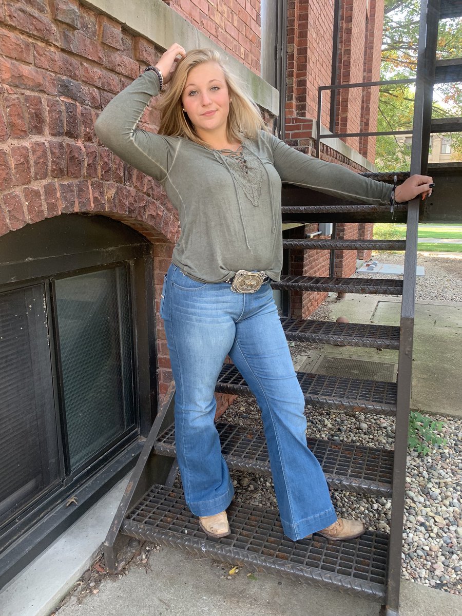 redbootsbaby's tweet photo. College visit today at @UNL_CASNR. She went in thinking agriculture education, but is now leaning toward Ag leadership and/or communications. She is also interested in being a part of the equestrian team and/or horse judging. #CASNR #AgGirl https://t.co/rCuopDg664