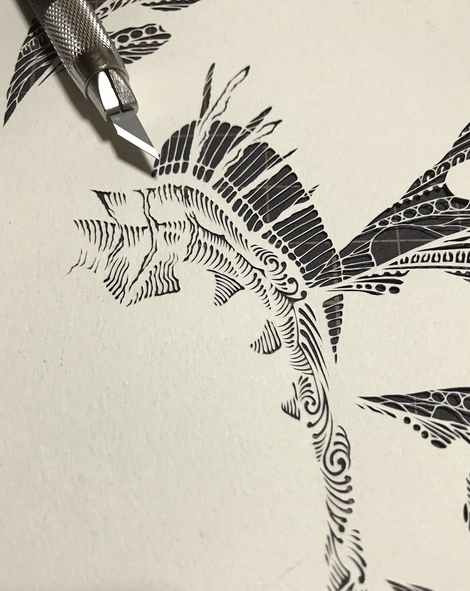 切るのが楽しい図案('∀`*)
#切り絵 